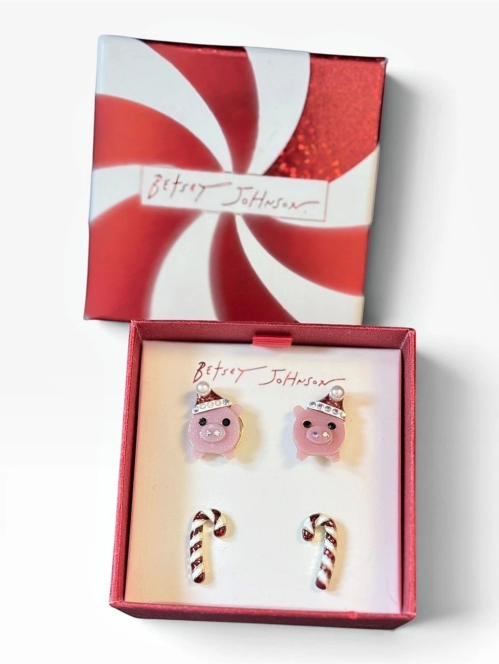 Betsey Johnson NWT Christmas Pig & Candy Cane Stud Earring Set Pink & Red Earrin
